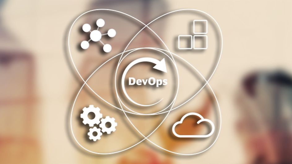 Header_4Jahre_DevOps_shutterstock_1192271677