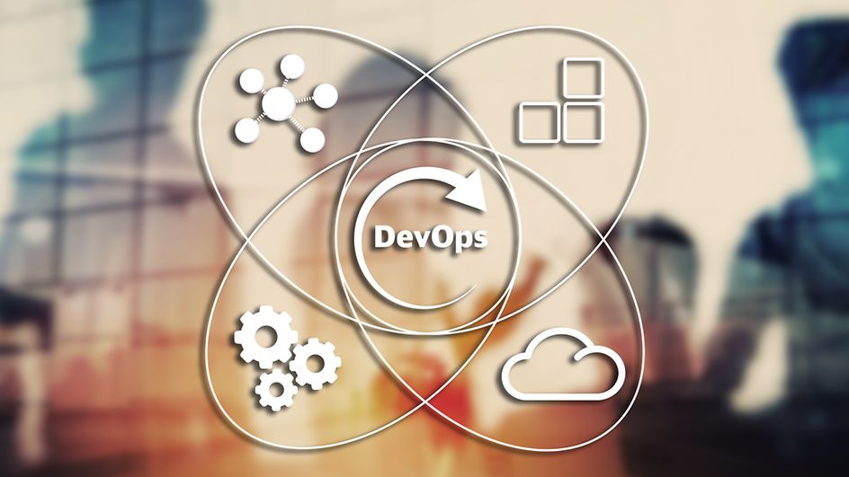 Header_4Jahre_DevOps_shutterstock_1192271677