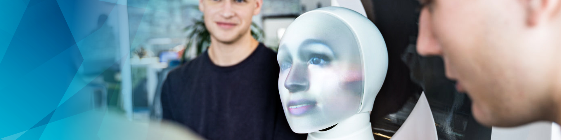 Innovative IT solutions such as the SEMMI robot are developed and tested in the DB Skydeck